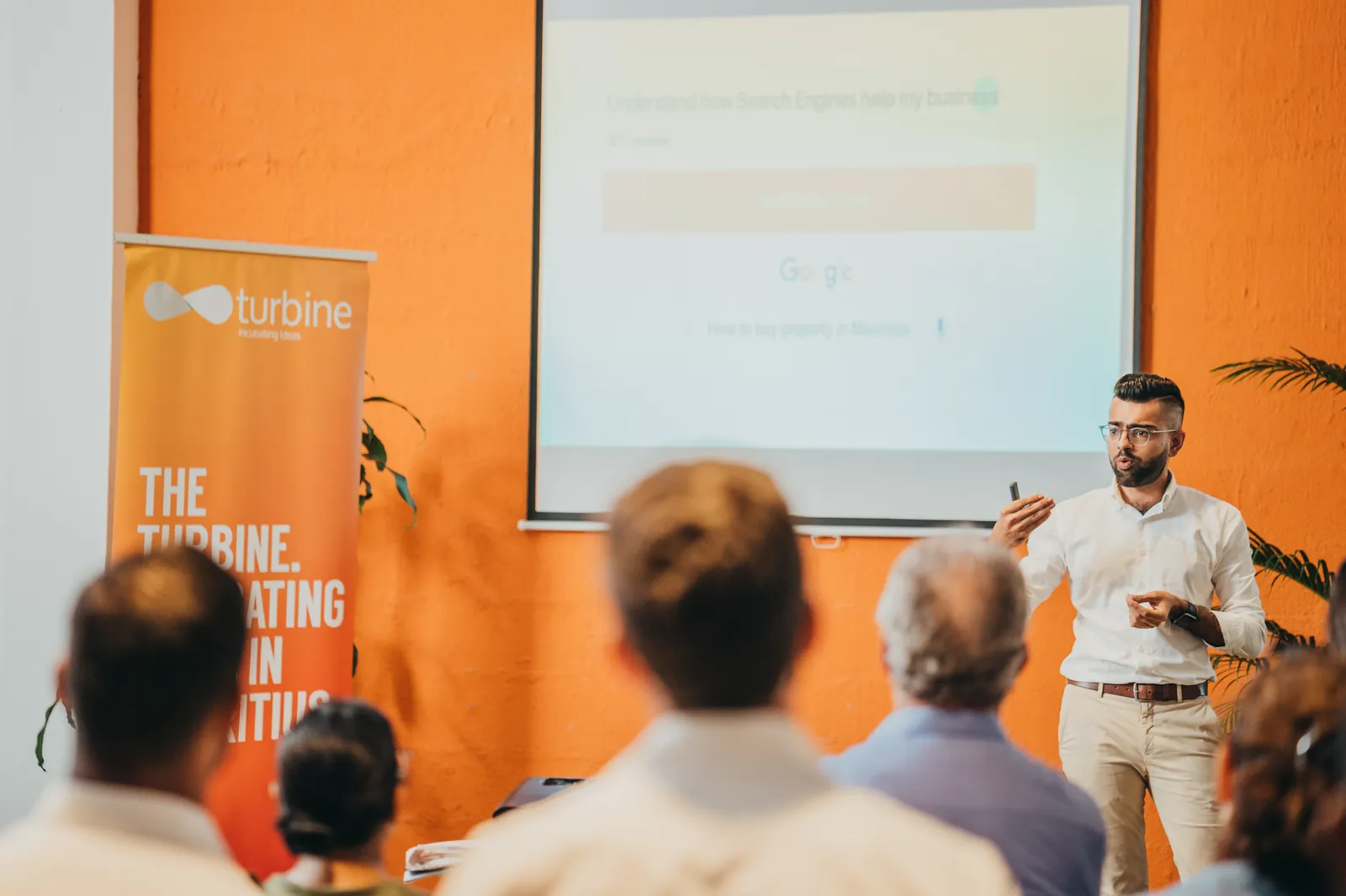 Noor Sheriff presenting how search engines help businesses during an SEO masterclass at Turbine, Moka